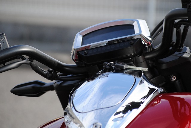 �ޥ���������ξ�˻��äƤ�����礭�ʲ������Ѥ��ޤ�