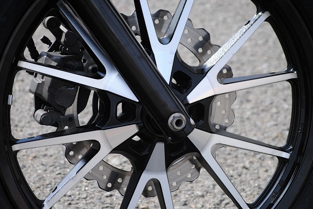 �ޥ���������ξ�˻��äƤ�����礭�ʲ������Ѥ��ޤ�